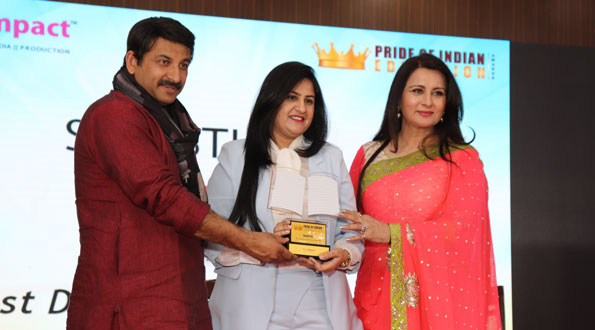 Brands Impact, Pride of Indian Education Awards, PIE, Award, Manoj Tiwari, Poonam Dhillon